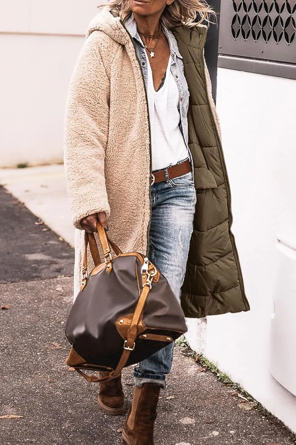 Women's Winter Hooded Quilted Coat Fleece Lined Long Puffer Jacket Winter Fashion Warm Reversible Zip Up Padded Coat